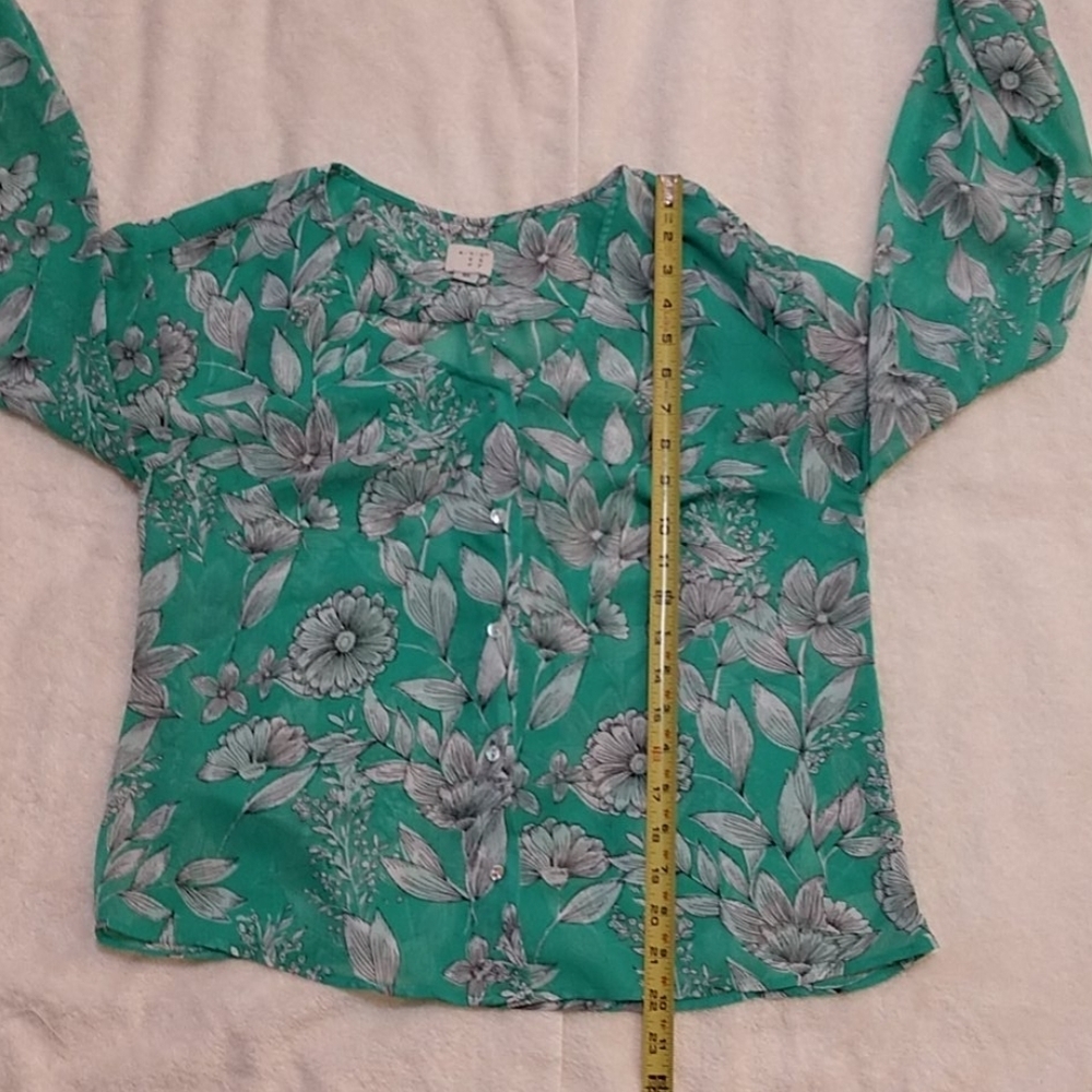 A New Day Sheer Blouse Size XS - Picture 9 of 9